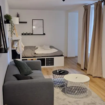 Апартаменты Cozy Шарлеруа