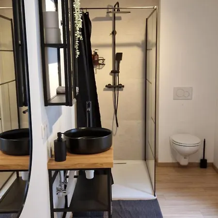 Cozy Apartamento Charleroi