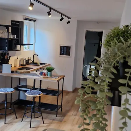 Cozy * Шарлеруа